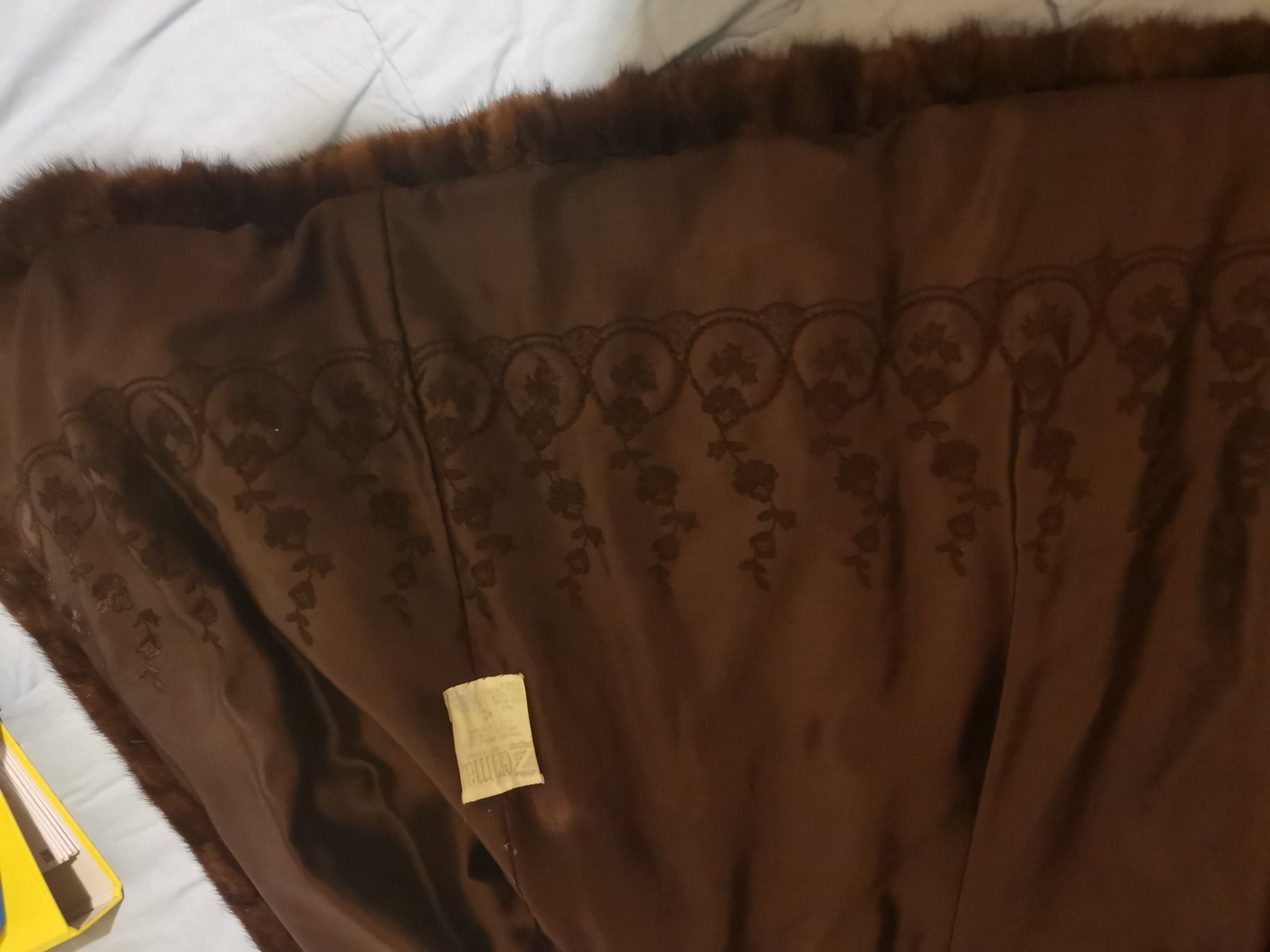 Cappotti: Eleganter Mantel in Visone Brown Dark – Usato da Bern venduto da jlxuan01 2
