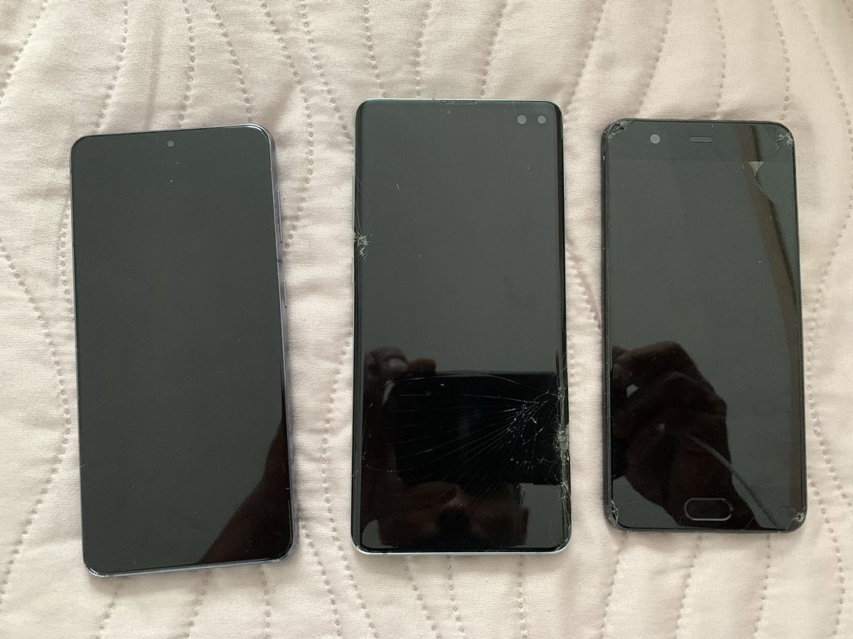 Samsung Telefoni cellulari / Smartphones: 3x Samsung  – Difettoso da Laupen BE venduto da CARLOS-HGT 2