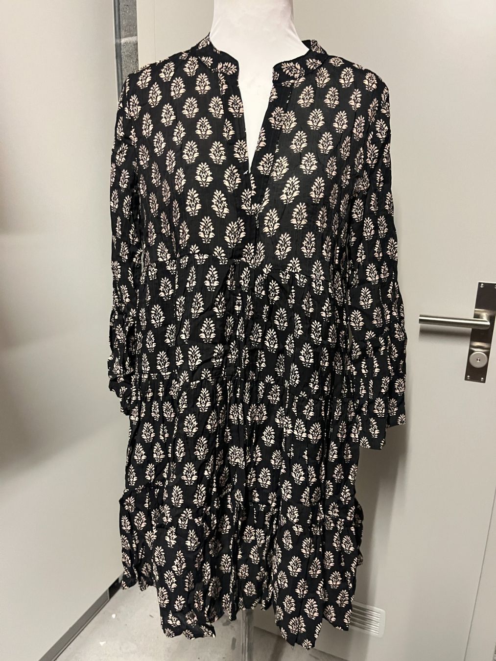 Vestiti: Kleid, Viskose, Gr. S/M, NP 89.- – Nuovo (secondo la descrizione) da Interlaken venduto da Jasmin_Flower