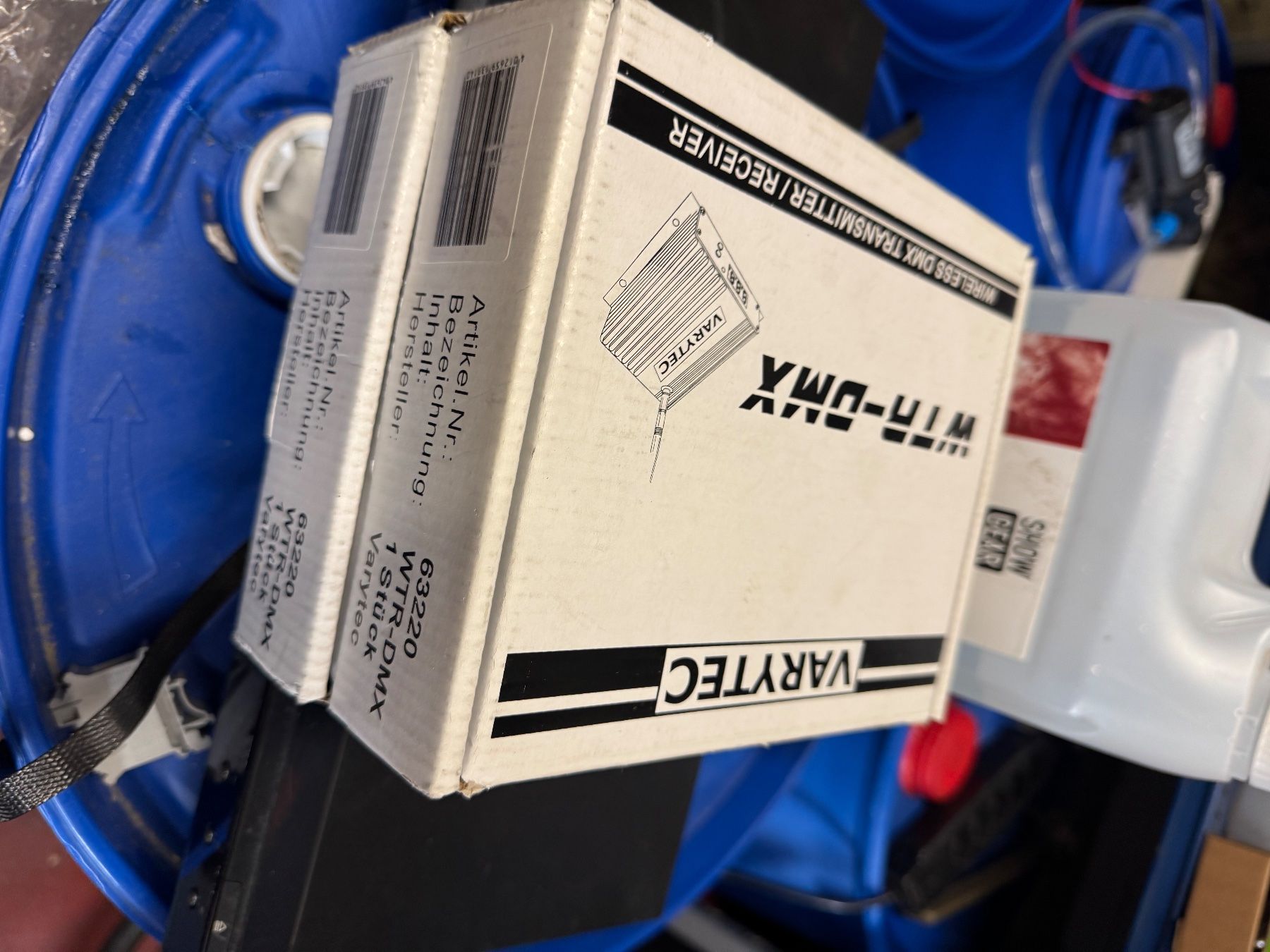 Lampen: Varytec Wireless DMX Set 4 stk – Gebraucht aus Eiken von Skylight