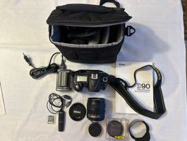 Nikon D90 Spiegelreflexkamera mit Zubehör, Top Zustand!