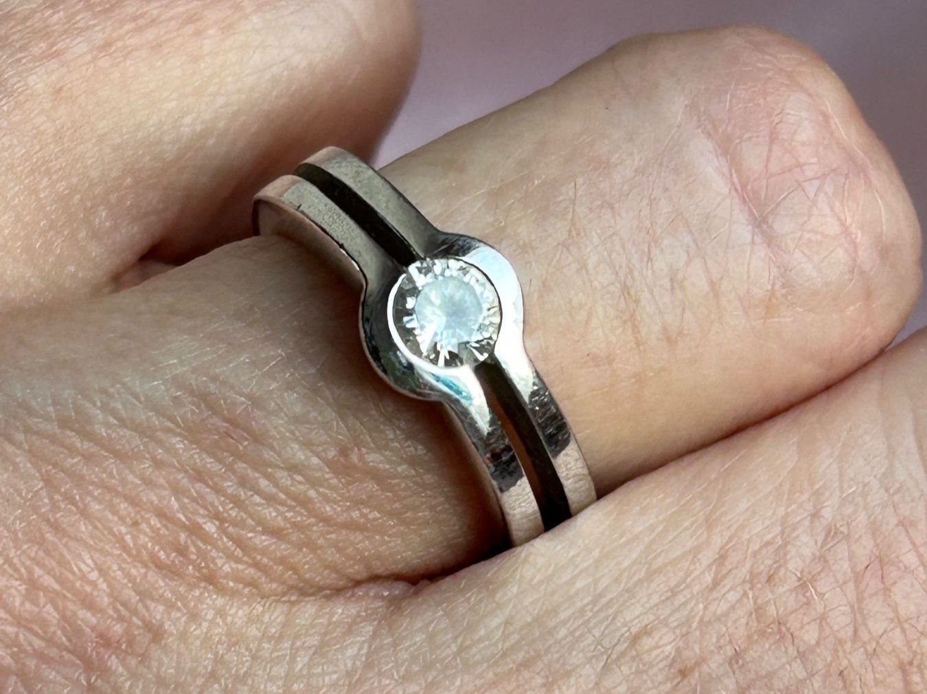 Ringe: Silberring  Classico weiss (53/14) – Gebraucht aus Laufen von Bellavitaboom