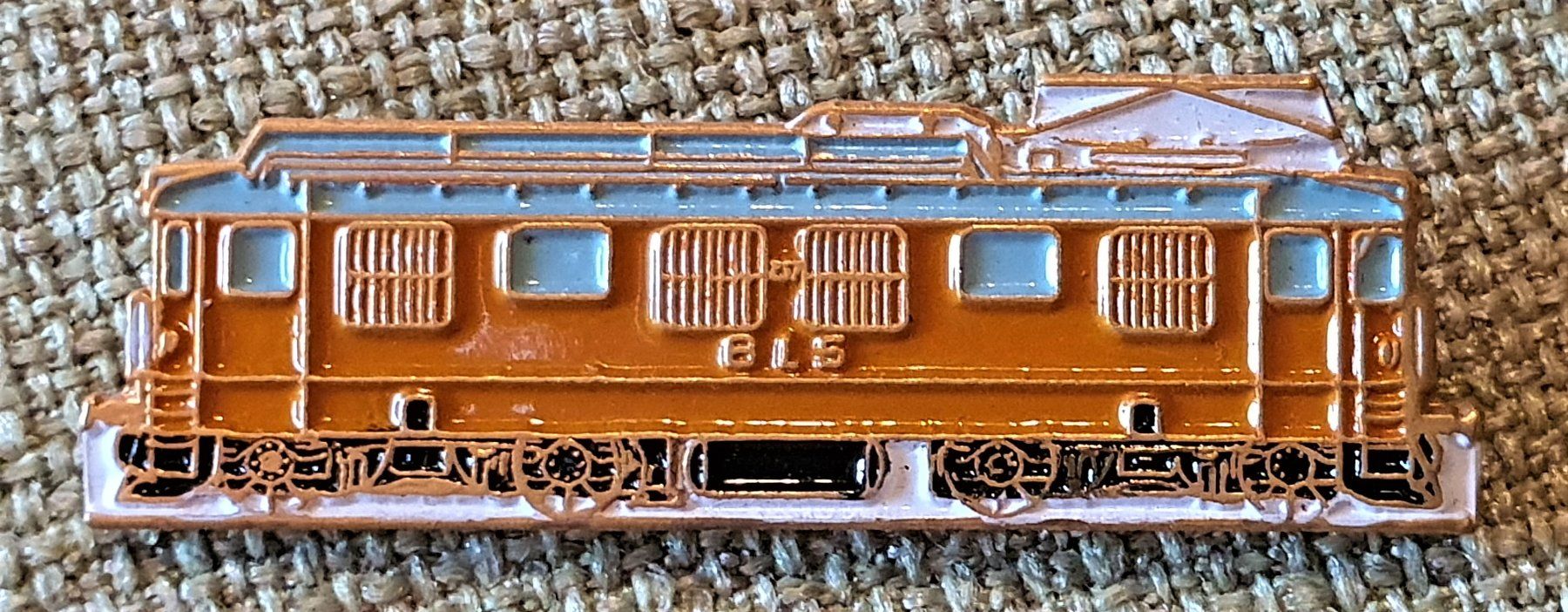SBB/CFF/FFS Placchette & Badge: H421 - Pin Lokomotive Zug Train Bahn – Usato da Reinach BL venduto da Boston-Verkauf