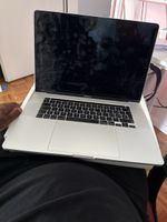Macbook pro 16" 64gb ram 1tb