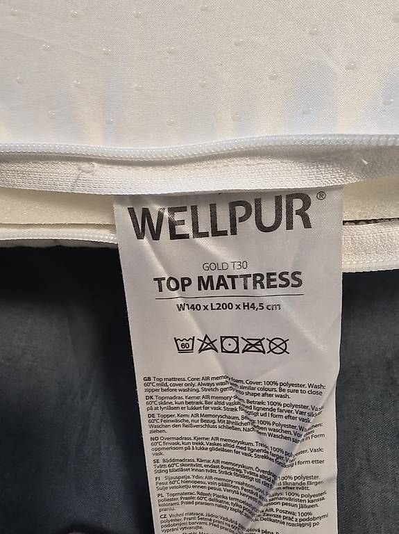 Matelas: Matratzentopper 140x200x 4,5cm – D'occasion à Grosshöchstetten par kids04