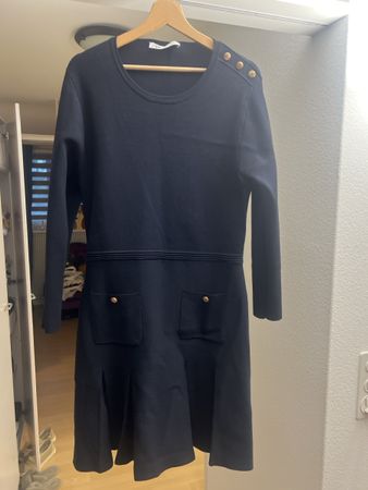 Zara Dickes Winter Strickkleid, marineblau, Grösse M, neu