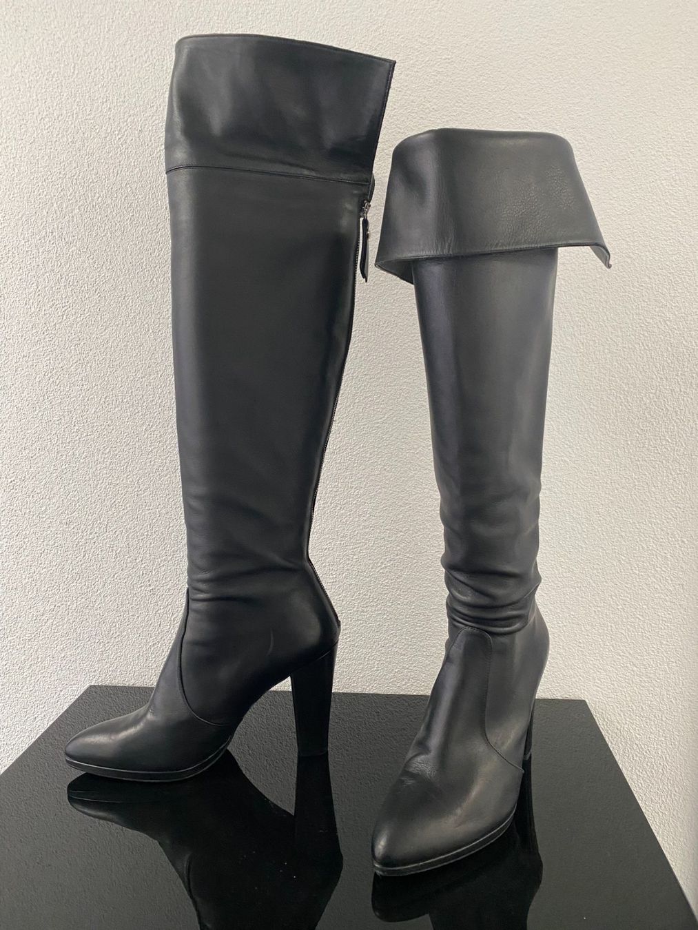 Stuart Weitzman Scarpe da donna: Stuart Weitzman Stiefel (Overknee) schwarz – Usato da Wettingen venduto da gab_h257 1