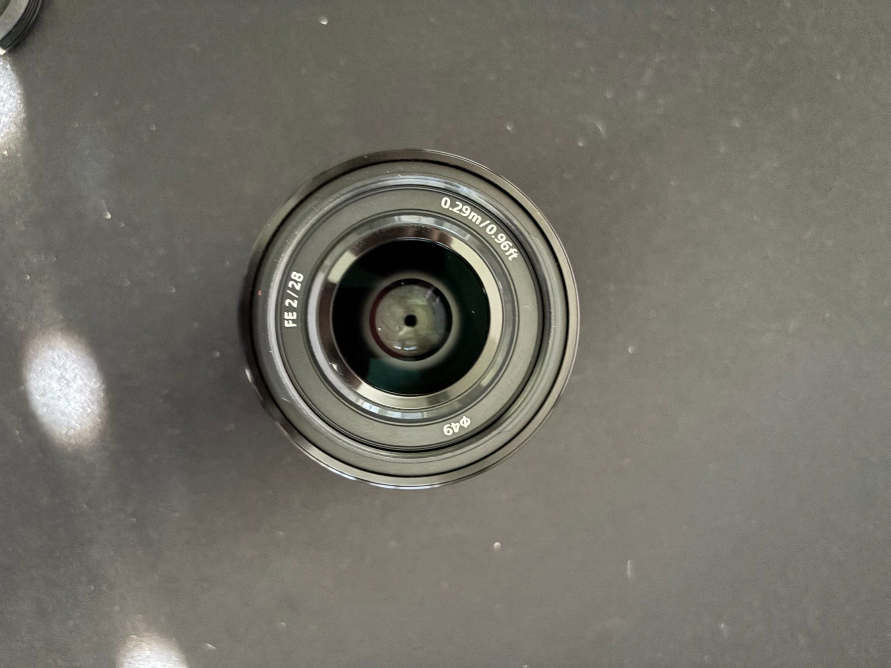Sony Objectifs: Sony FE 28mm F2 – D'occasion à Riehen par gerard.tobin 2