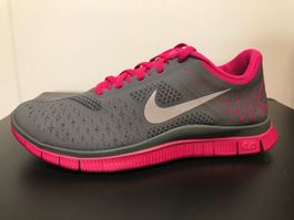 WMNS Nike Free 4.0 V2 grau/pink Gr. 36,5