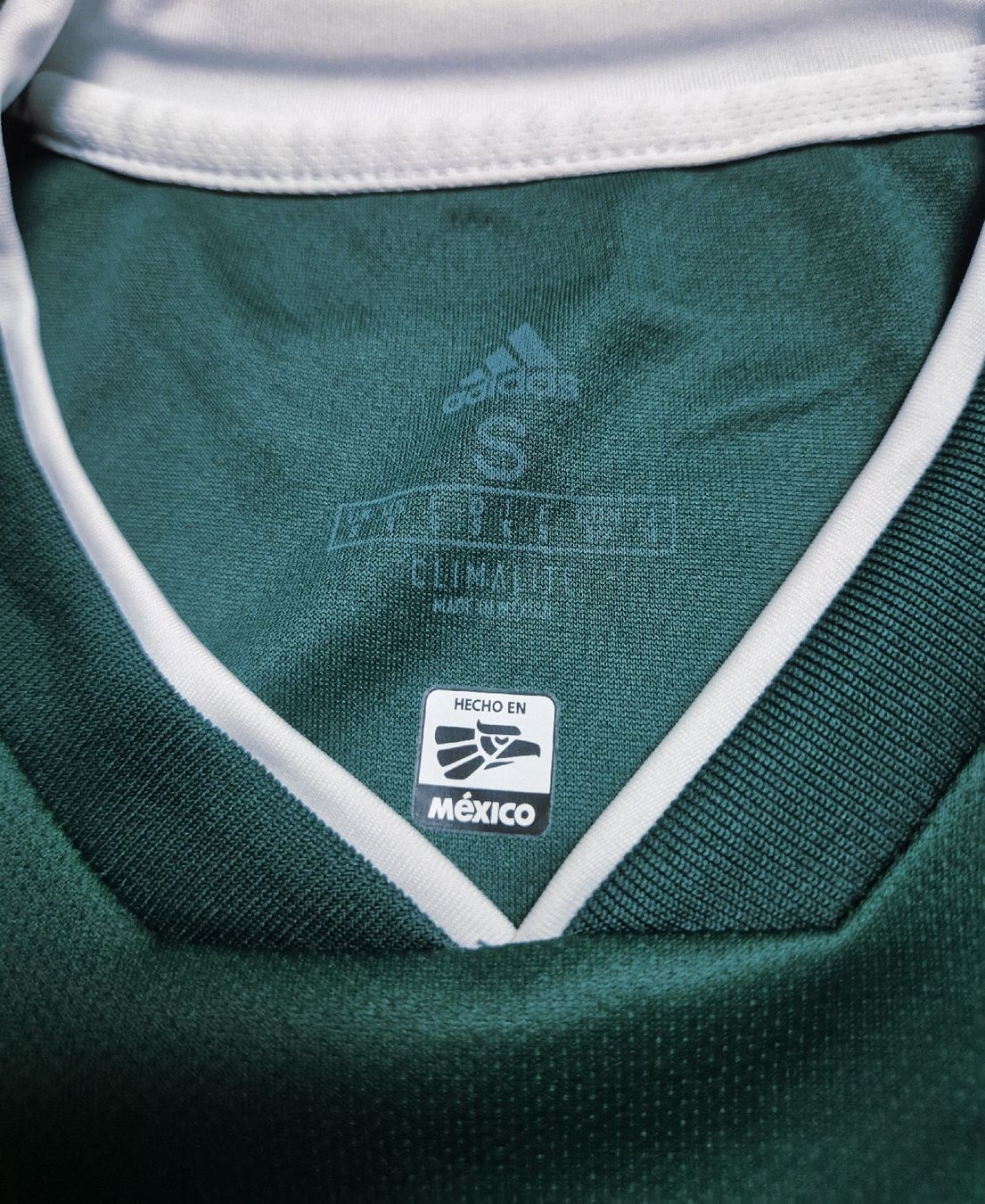 Adidas Canottiere & Pantaloni: Adidas 2018 Mexiko Trikot Grösse S – Nuovo (secondo la descrizione) da St. Gallen venduto da CaliSunshine 4
