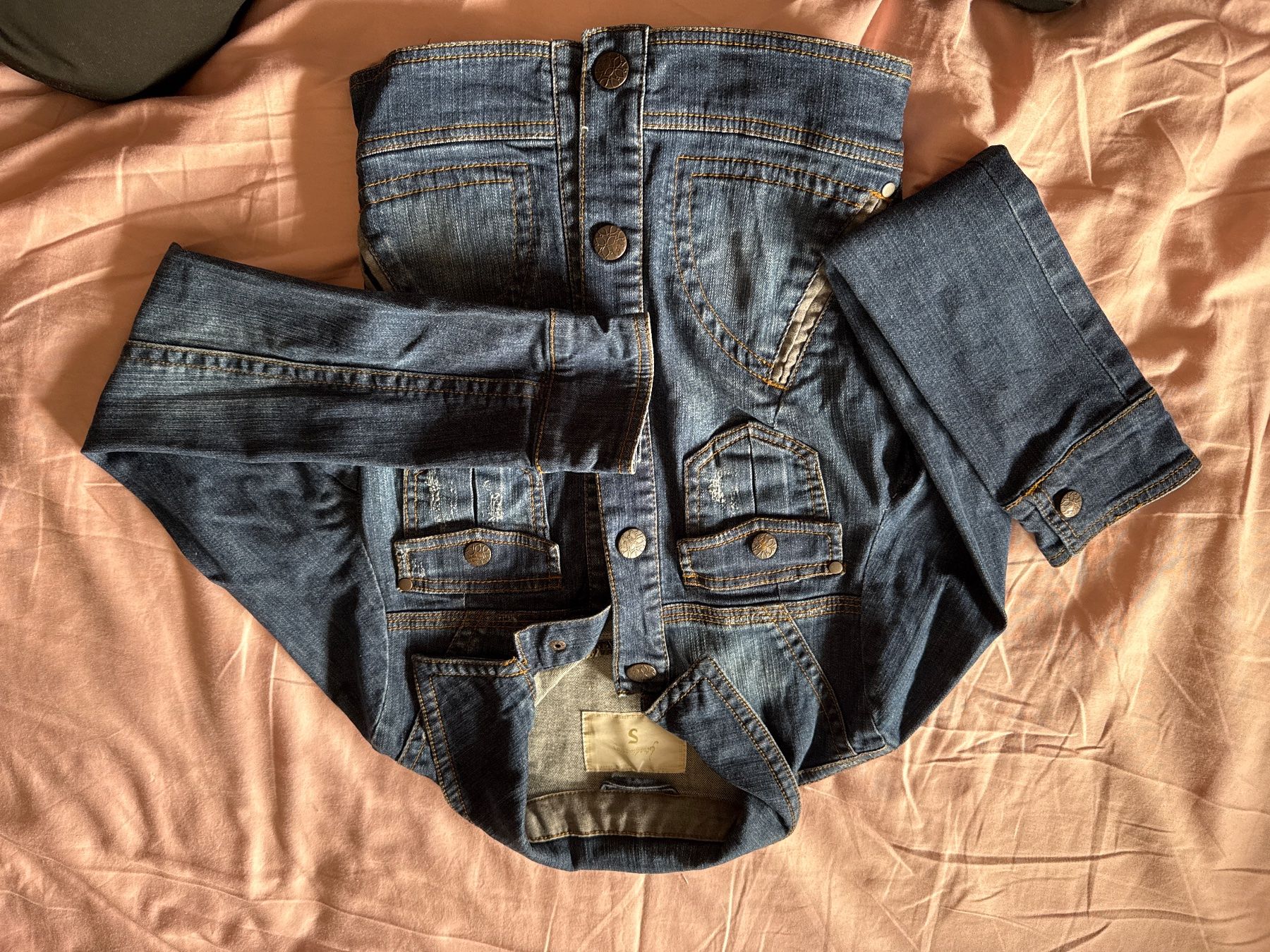 Stradivarius Giacche: Veste en jean S stradivarius – Usato da Crissier venduto da cri_cfz7