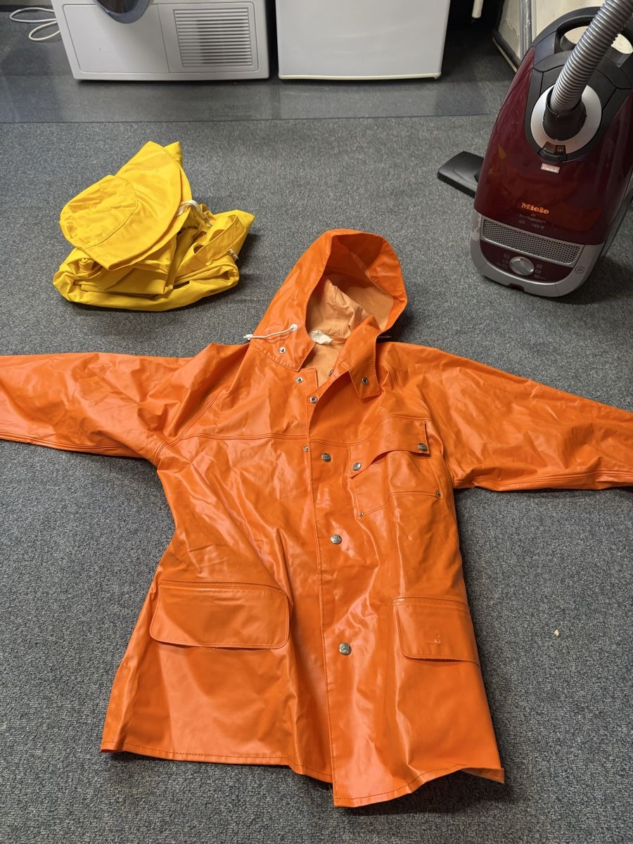 Anzüge, Sport- & Funktionsanzüge: Regenschutz Gelb Grösse M – Gebraucht aus Richterswil von Martin01016 3