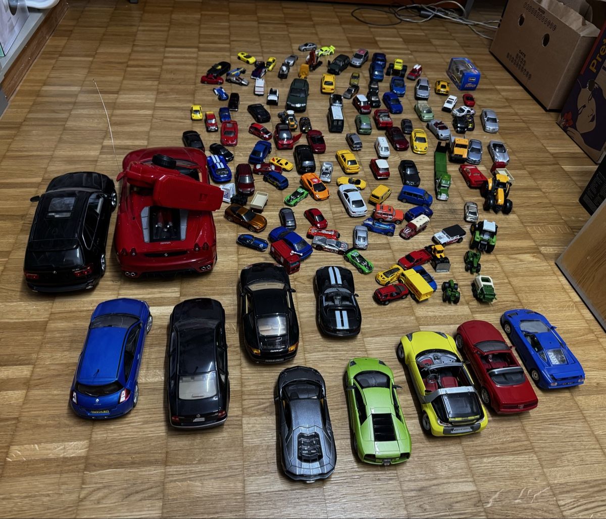 Modellautos: Spielzeugautos Modellautos aus Metall – Gebraucht aus Frauenfeld von Pknez