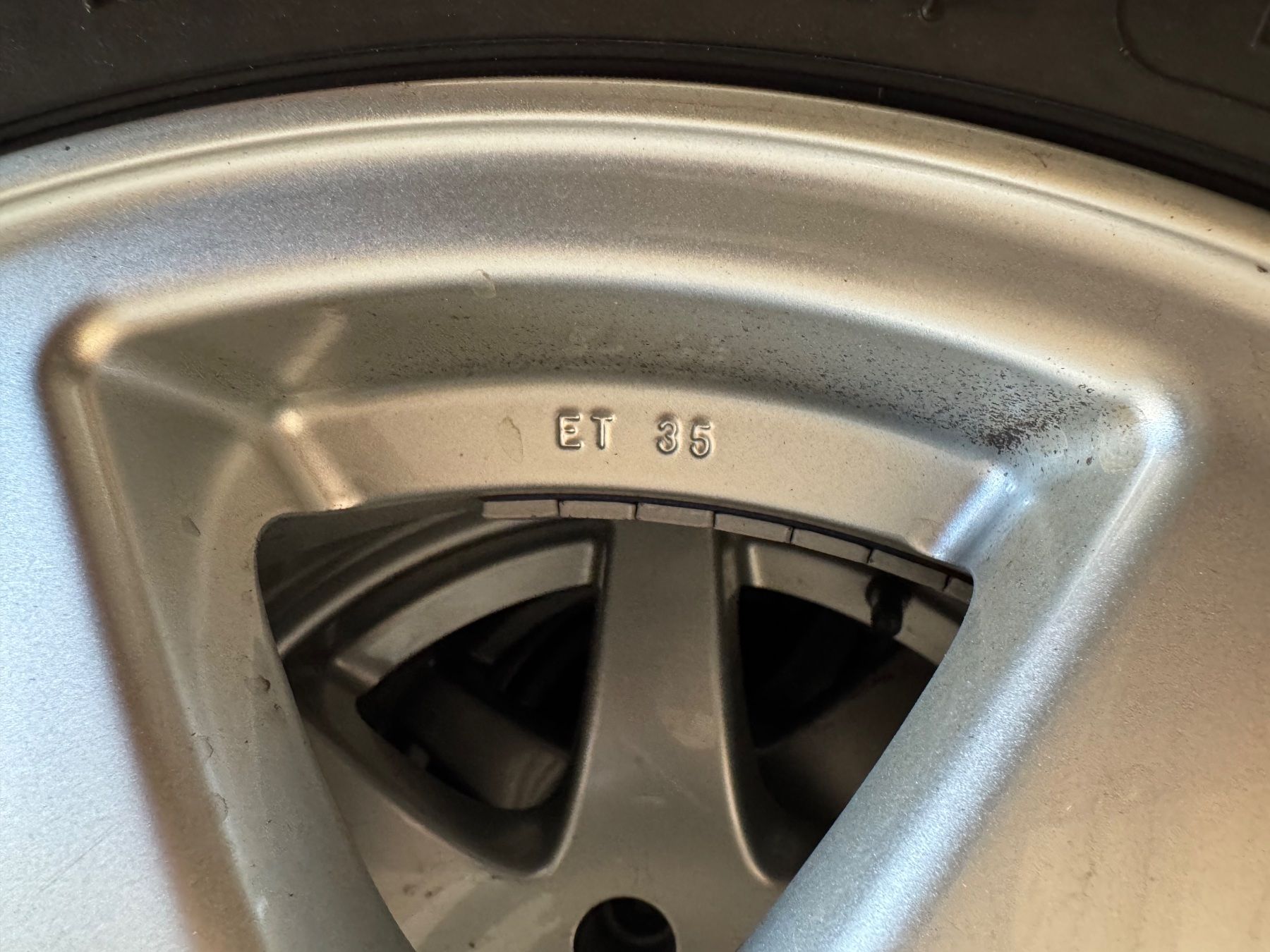 Gamaparts Pneumatici & Ruote complete: Audi A1 Winter Kompletträder – Usato da Rotkreuz venduto da garage-wismer-ag 3