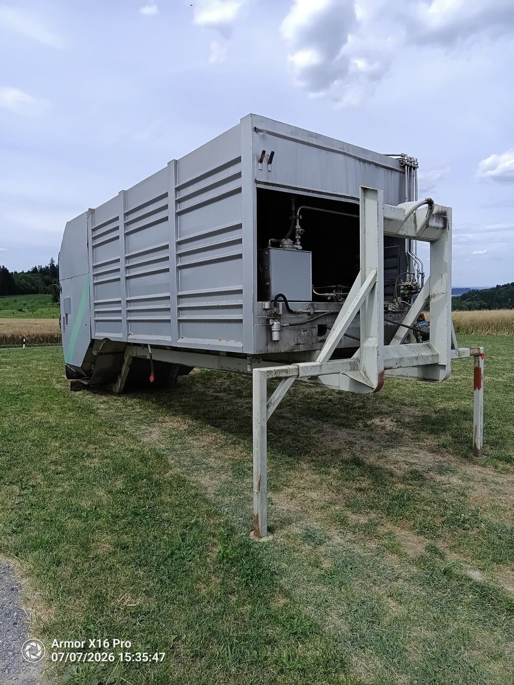 Contenitori edile: Abfallpressmulde für Hakengerät – Usato da Schmiedrued venduto da Bolligerracing 3