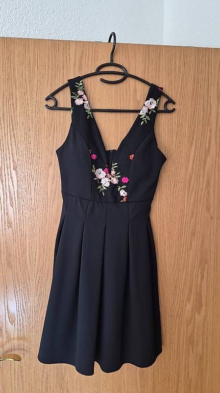 Vestiti: Kleid von WalG – Usato da Walenstadt venduto da darkshattered