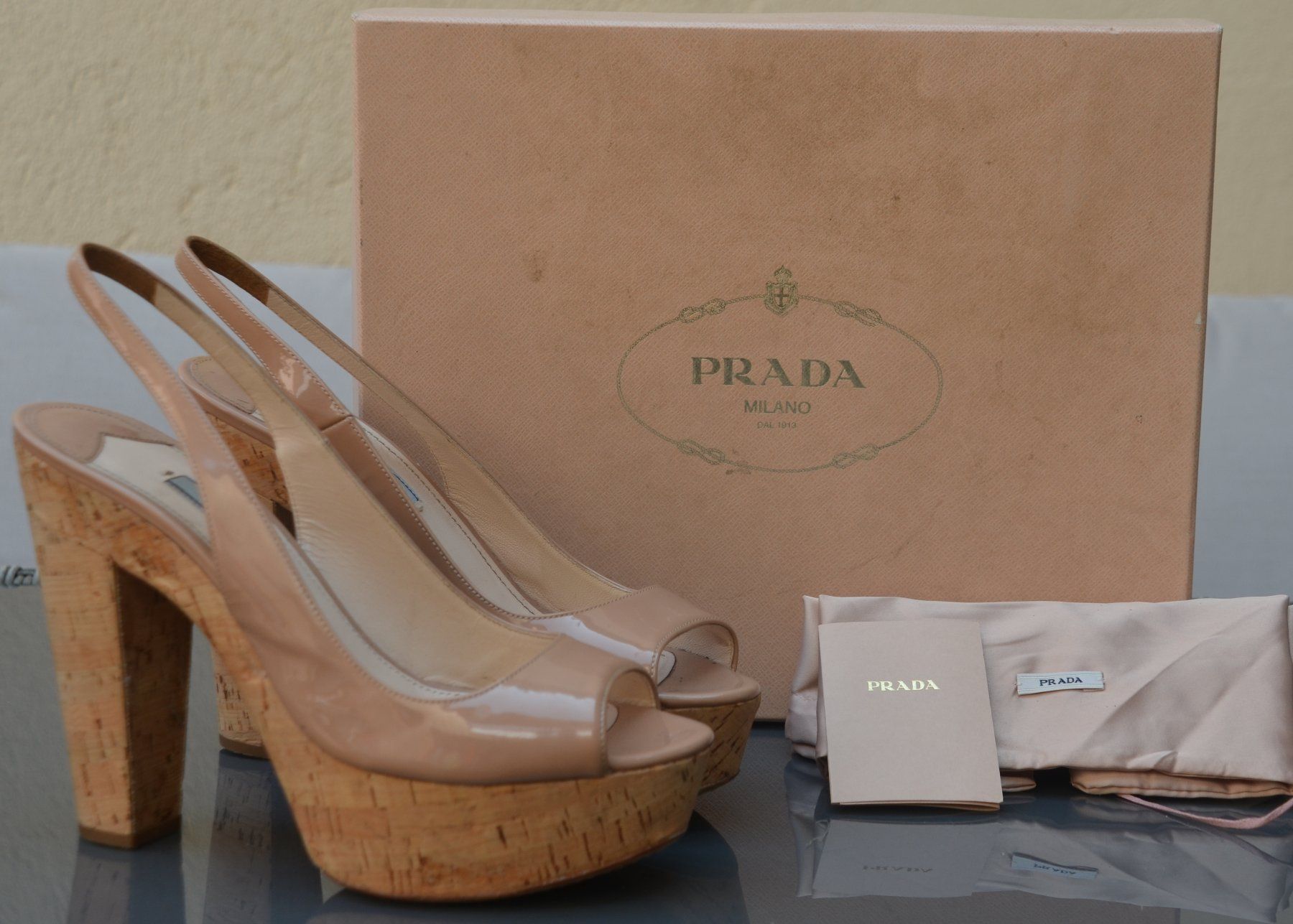 Prada Damenschuhe: Prada Sandalen / sandales .39 – Gebraucht aus Collonges von arashee 1