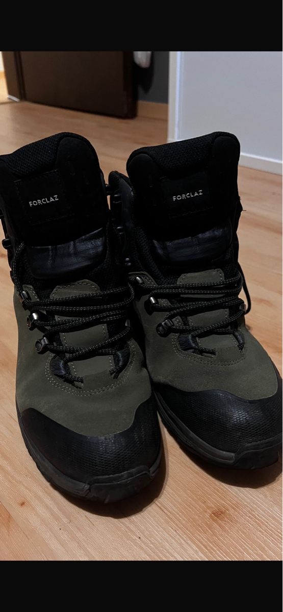 Scarpe da uomo: FORCLAZ Wanderschuhe Gr. 43 - Top Zustand! – Nuovo (secondo la descrizione) da Stäfa venduto da Jana78
