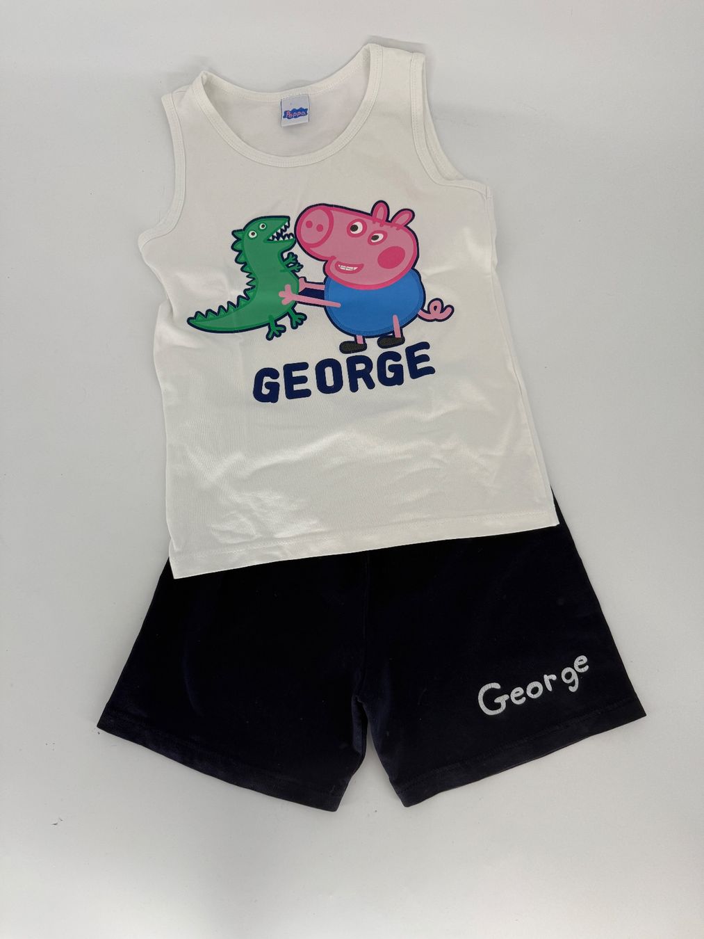 Lotti & Set di vestiti: Peppa Pig George Sommer Set Gr. 116/122 – Usato da Auenstein venduto da moin.