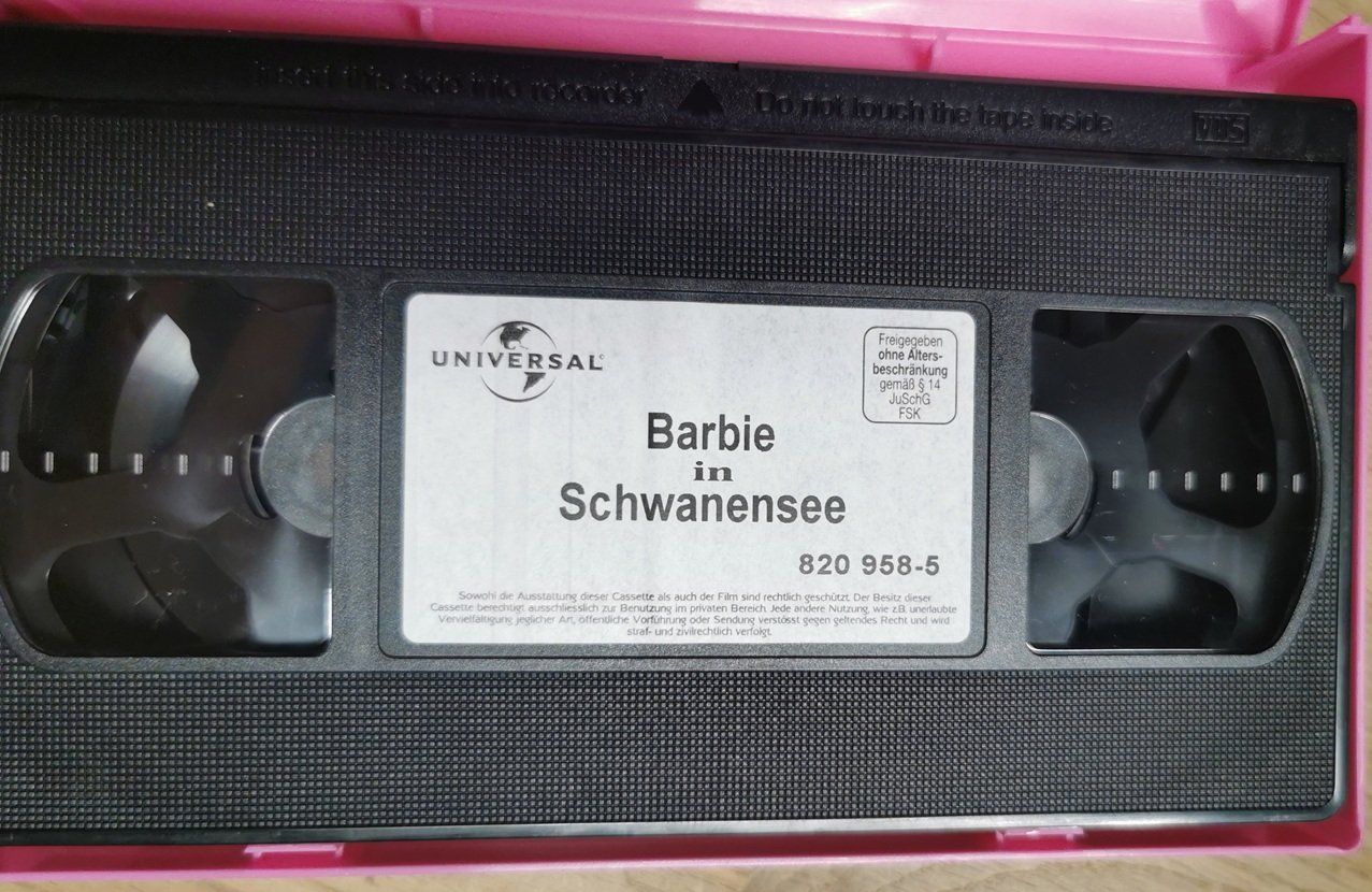 Tutti i VHS: BARBIE - Schwanensee   (VHS, original Videokassette) – Usato da Wilen b. Wollerau venduto da morethanmusic 1