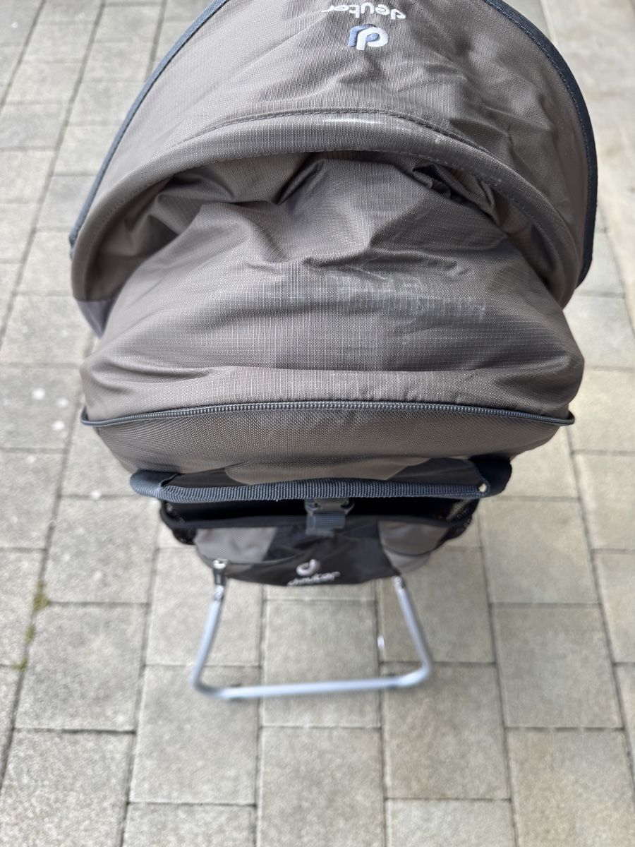 Deuter Marsupi portabebè: Deuter Kindertrage zum Wandern – Usato da Gelterkinden venduto da Familienferien 2