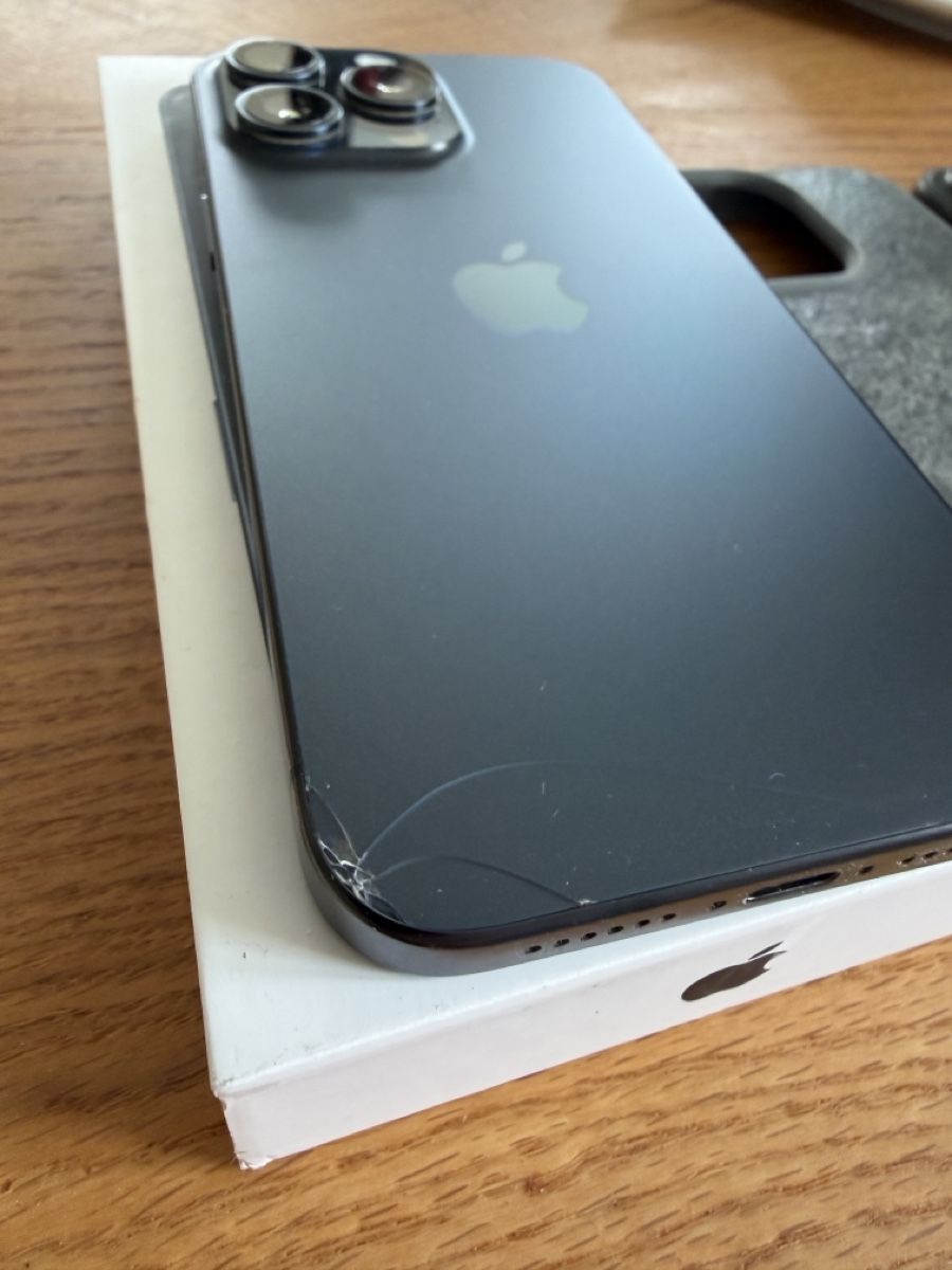 Apple Telefoni cellulari / Smartphones: iPhone 15 Pro Max 512GB – Usato da Grabserberg venduto da 64grange 3