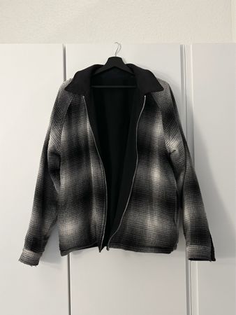 Represent reversible Jacket M