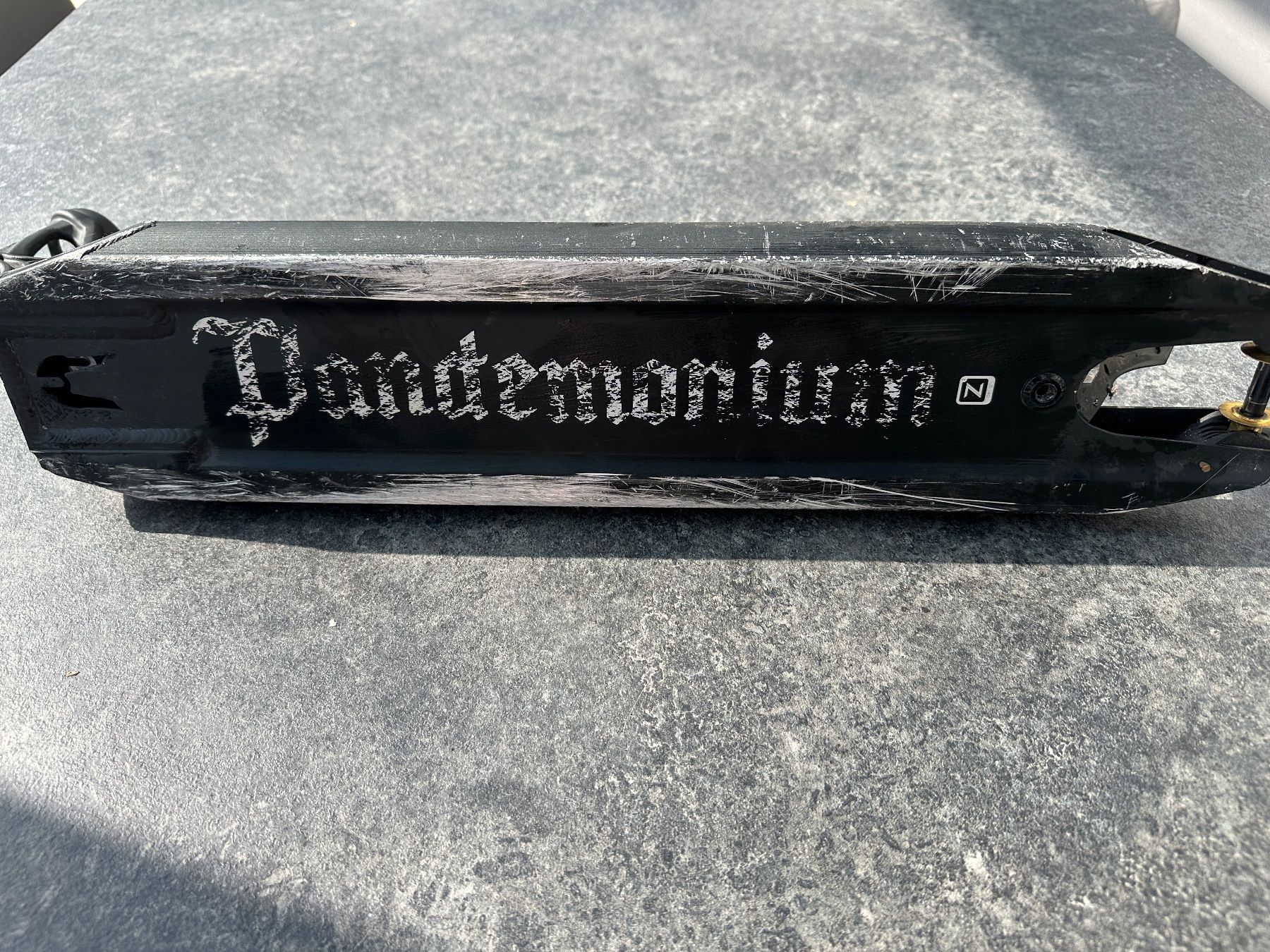Kickboard: Pandemonium V1.5 Stunt Scooter Deck, Schnäppchen! – Usato da Bad Zurzach venduto da Apple70 1