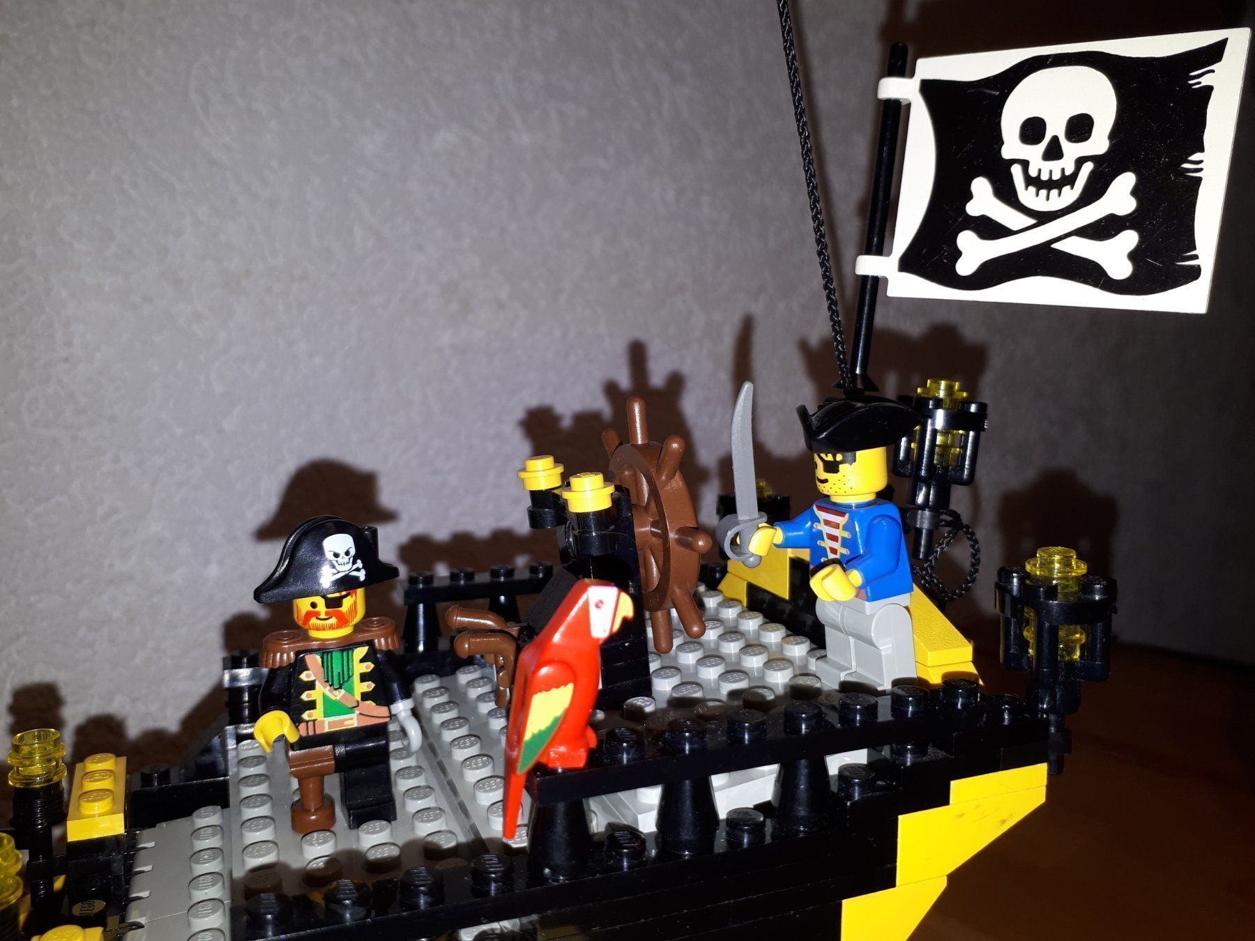 Lego Kit di costruzioni: Lego 10040, Black Sea Barracuda – Usato da Montricher venduto da Babou72 6