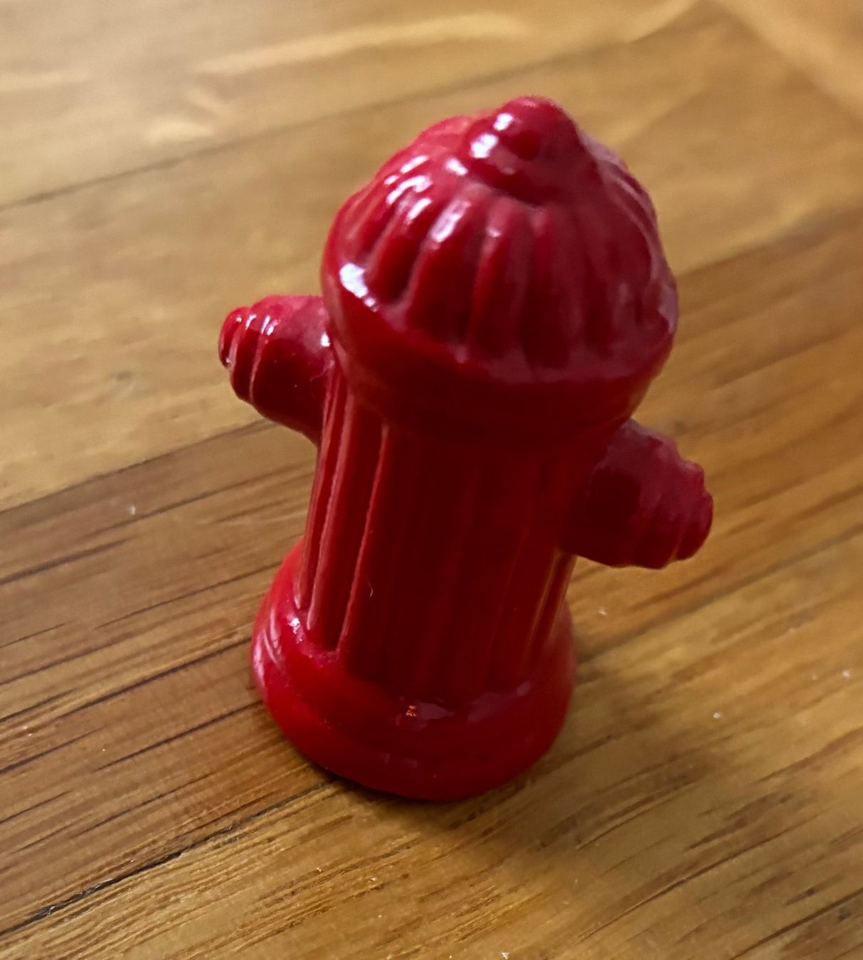 Case e mobili per bambole: Porzelanhydrant für Setzkasten oder Puppenhaus – Nuovo e nell'imballaggio originale da Stäfa venduto da wedapina