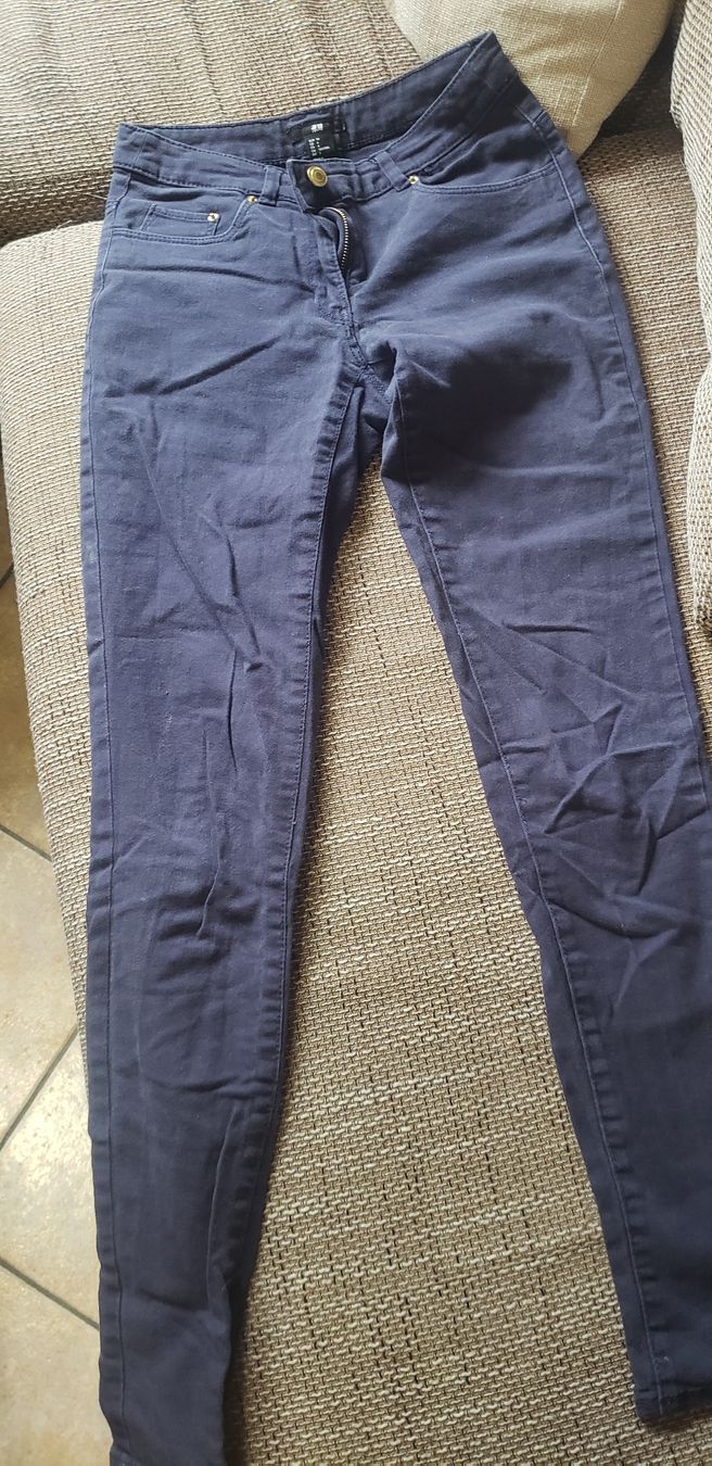 H&M Jeans: Jeans H&M – D'occasion à Le Séchey par Jill93