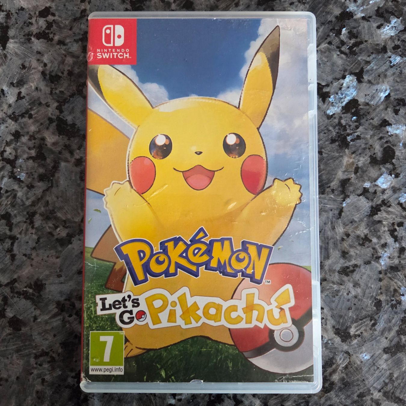 Pokémon Jeux: Pokemon Let's go Pikachu - Nintendo Switch – D'occasion à Vernayaz par Lecoffreromand