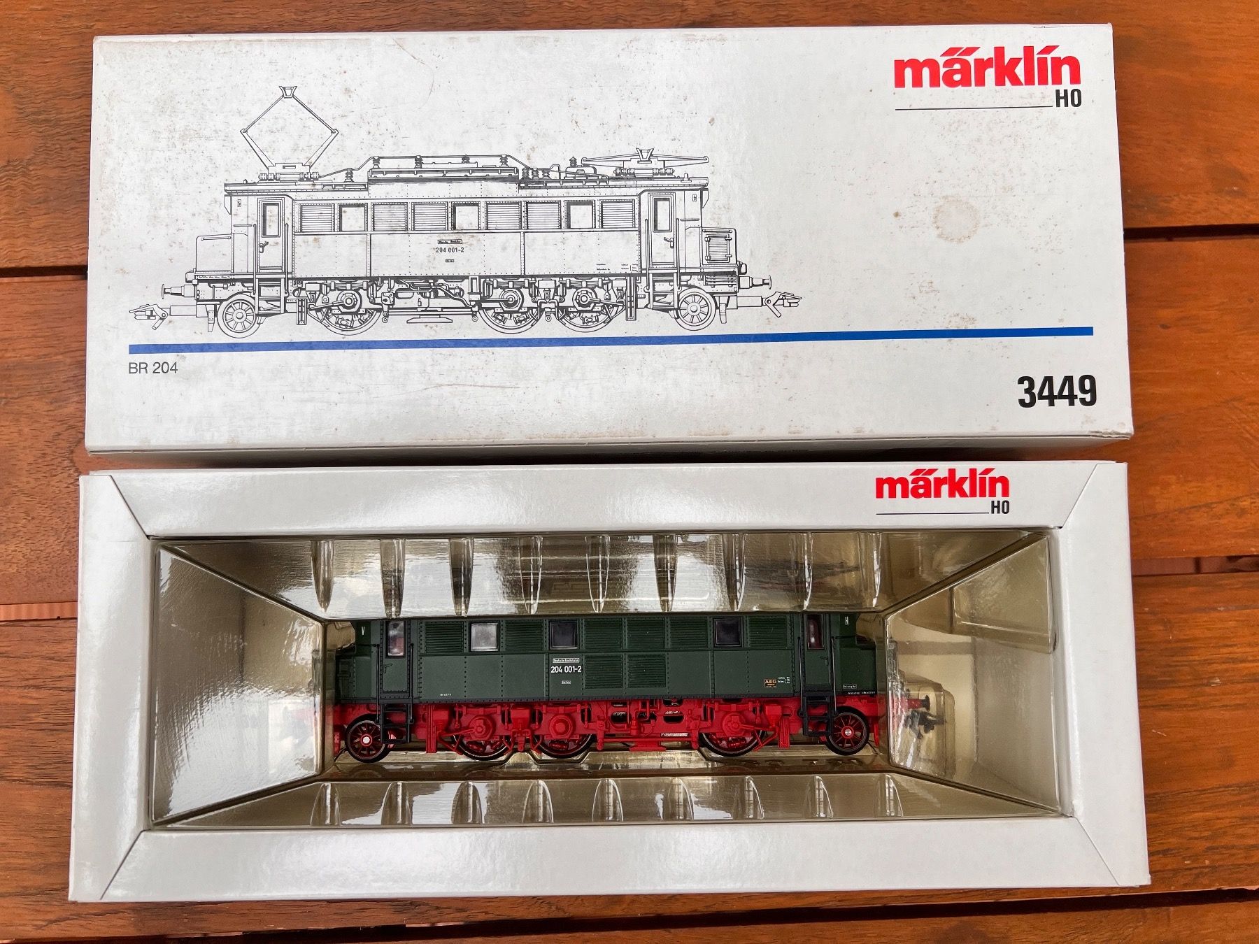 Märklin Modellini di ferrovie: DR-E-Lok BR E 204  Märklin 3449 H0 – Nuovo e nell'imballaggio originale da Gelterkinden venduto da Railroader 7