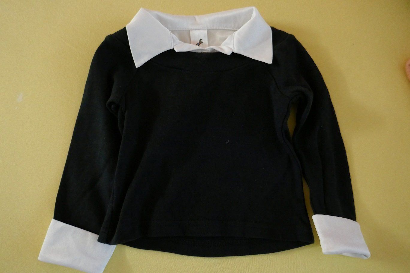 Lotti & Set di vestiti: Neuwertig: Elegantes Ensemble, Gr. 104 – Nuovo (secondo la descrizione) da Horgen venduto da Feli39 1