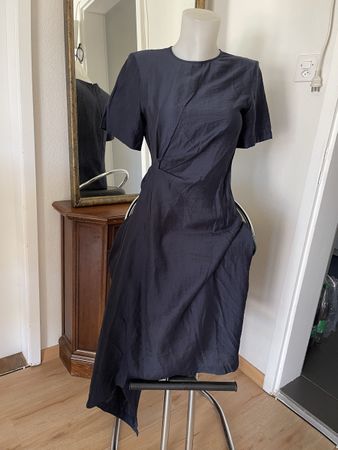 COS Robe drapée bleue foncée 34 / SVP lisez bien le texte