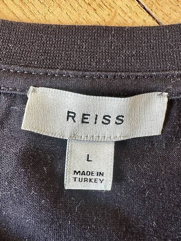 T-shirt: Reiss Design T-Shirt - L – Usato da Basel venduto da thmnn 2