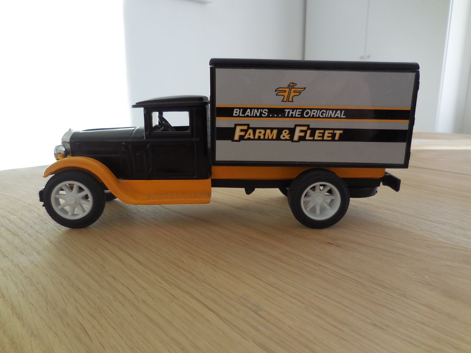 Modellautos: Antique Lieferwagon Kässe – Neu (gemäss Beschreibung) aus Wetzikon ZH von 65corsa 1