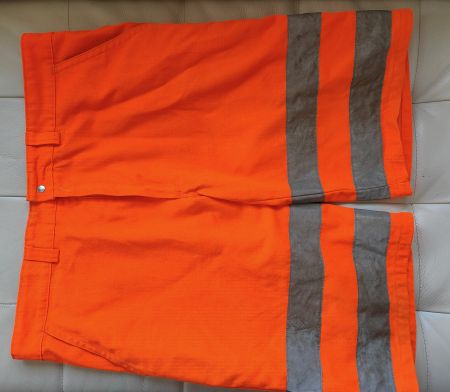 Arbeitshose kurz / FA. Hüsler orange / Reflexstreifen Gr. 52