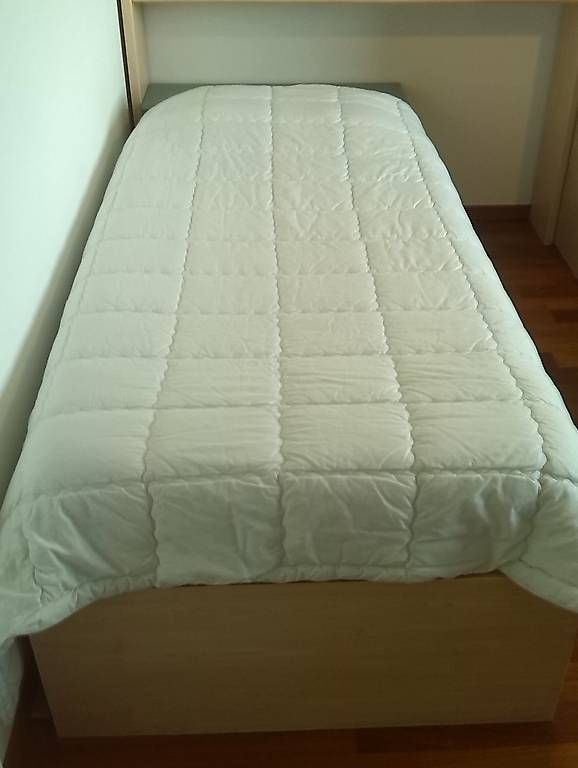 Coperte: Trapunta 210 x 150 cm – Usato da Coldrerio venduto da ivanop01