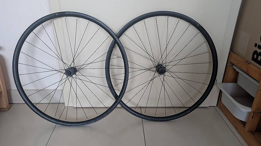 Pezzi di ricambio: Roue vélo route Syncros  – Usato da avry devant pont venduto da nick18100