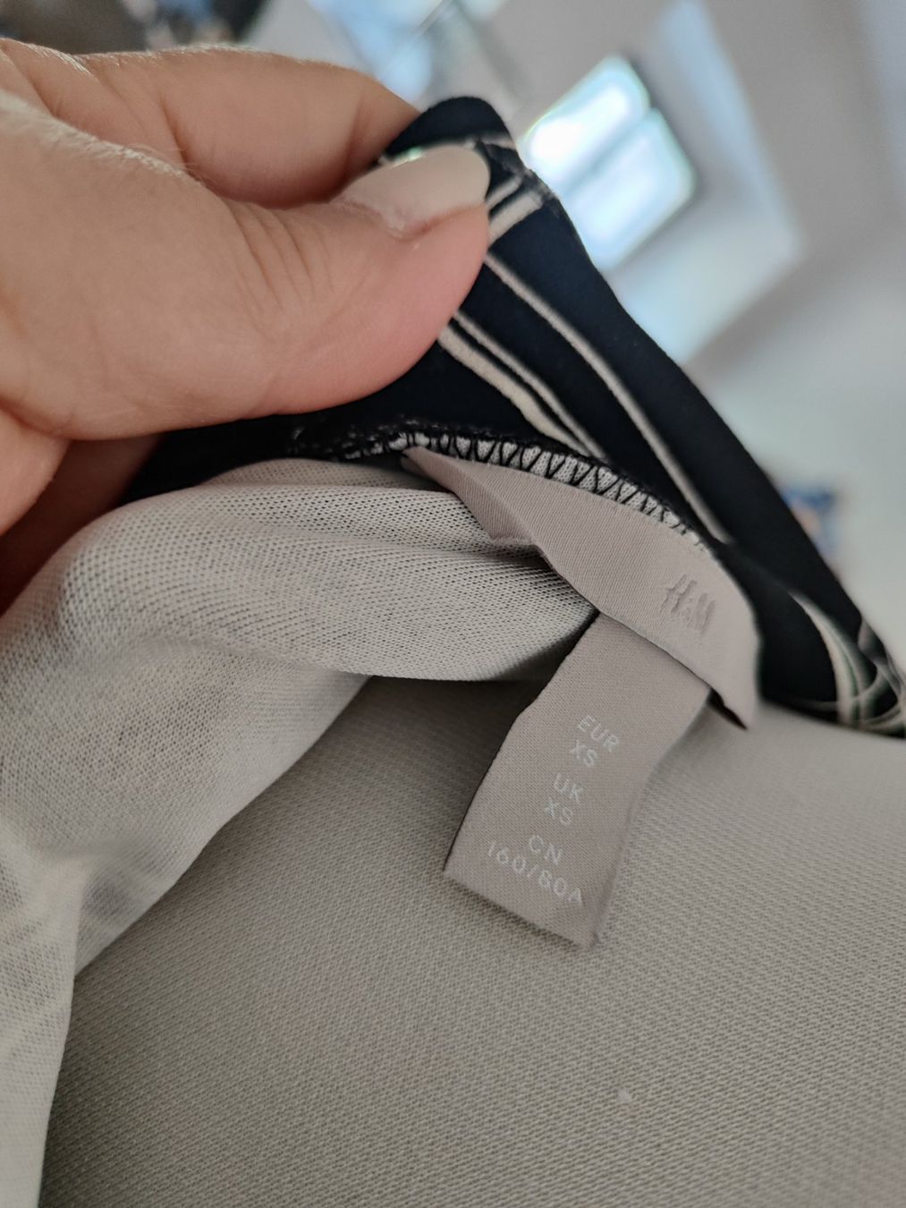 H&M Vestiti: Damen Kleid Gr XS – Nuovo (secondo la descrizione) da Langnau am Albis venduto da Judithsebi 6
