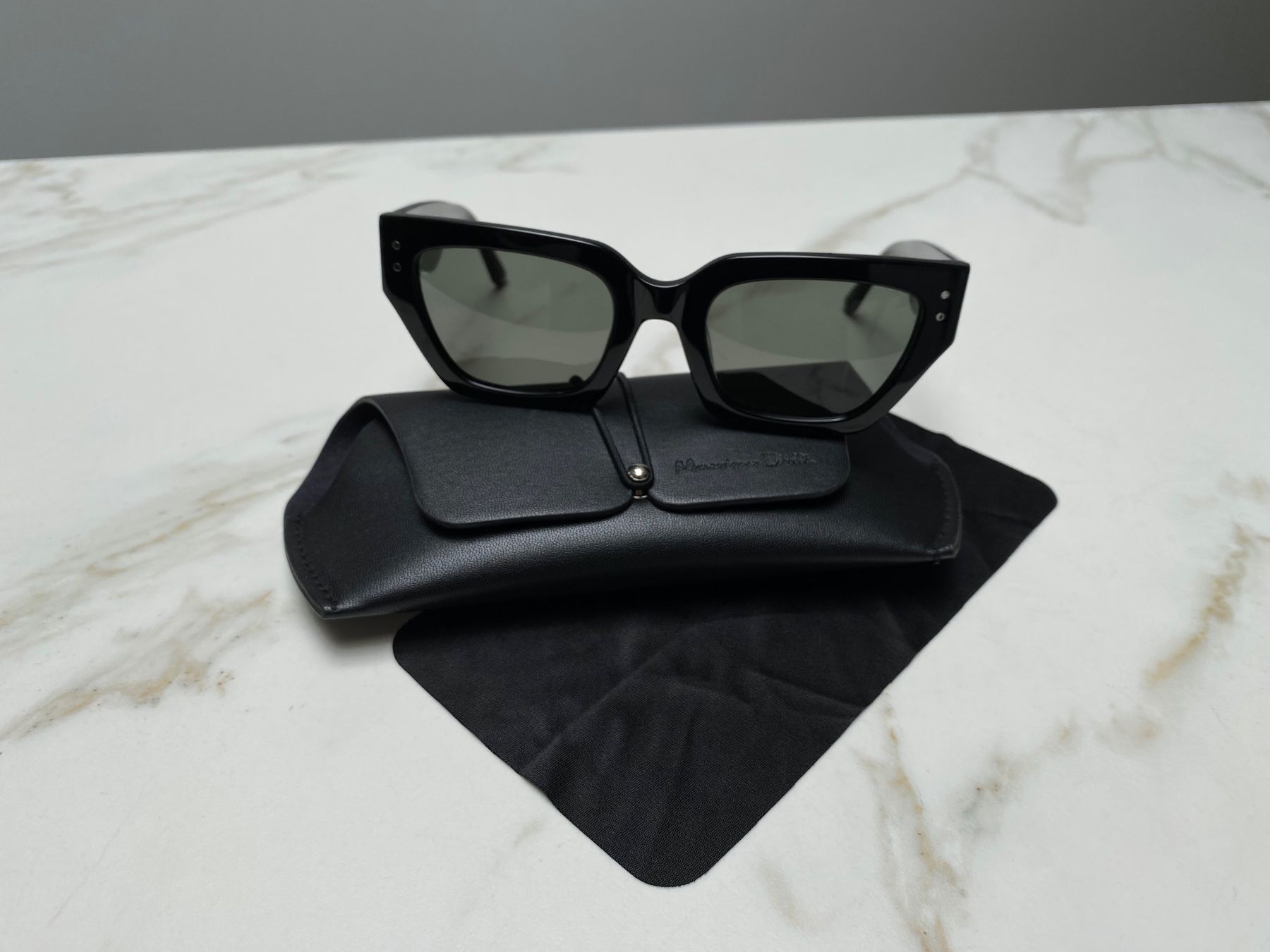Massimo Dutti Occhiali & Lenti: Damen Sonnenbrillen MASSIMO DUTTI – Usato da Richterswil venduto da Busanca 2