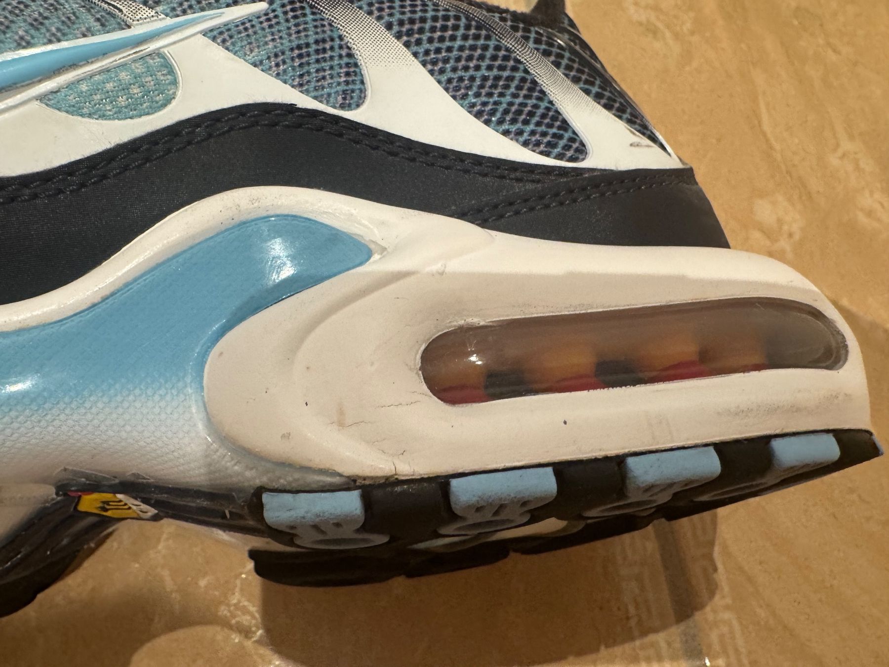 Nike Herrenschuhe: Nike Air 8 DN8 Sneakers, 47 – Gebraucht aus Klingnau von Markus14 5