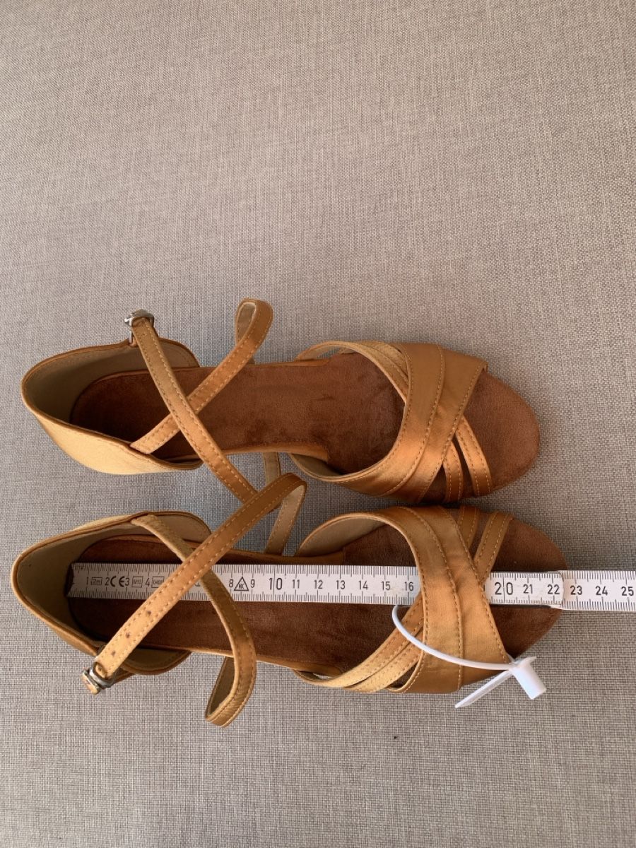 Scarpe da donna: Tanzschuhe Grösse 36.5/37.5 – Nuovo e nell'imballaggio originale da Hochdorf venduto da Blume007 5