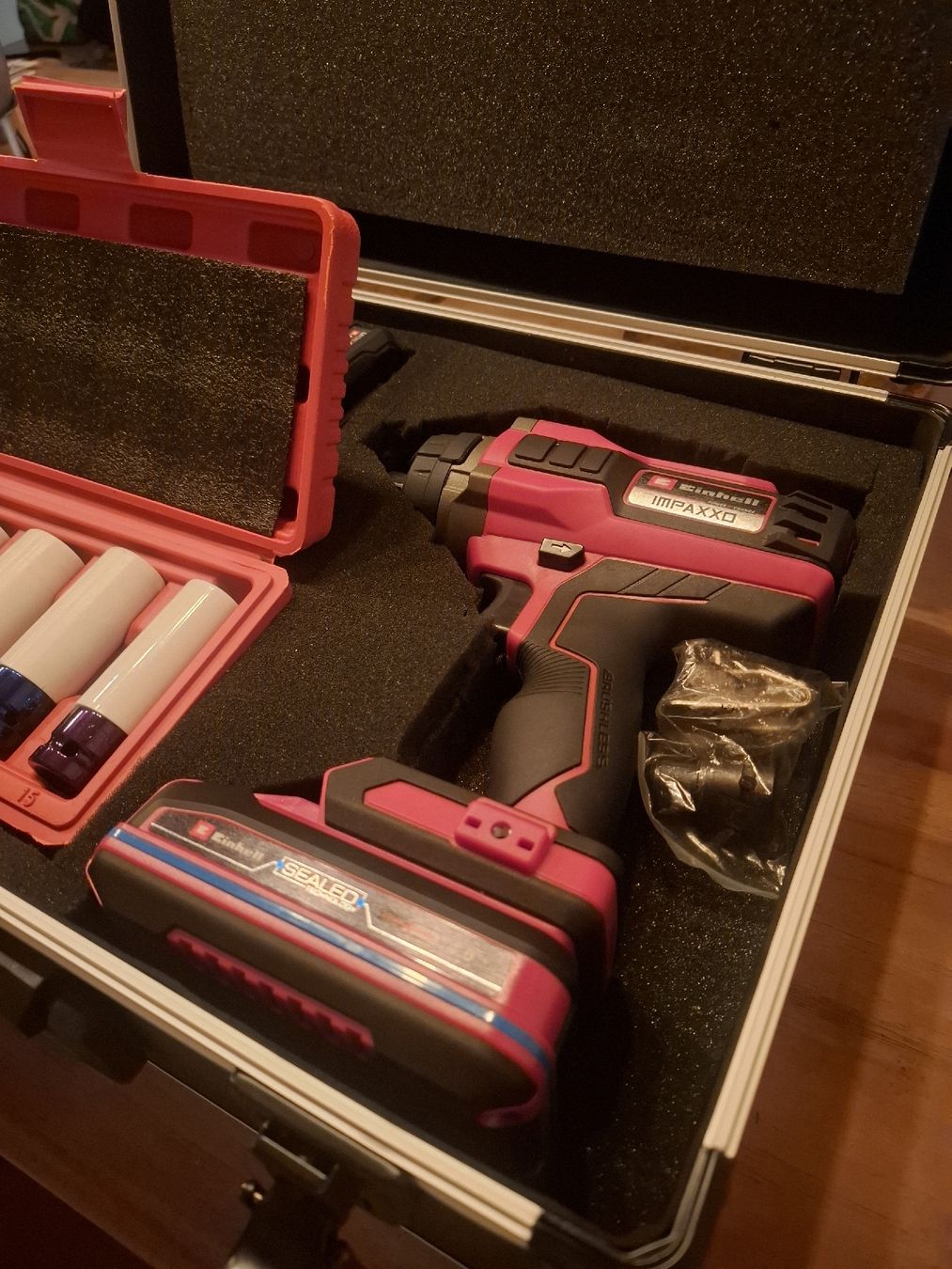 Einhell Tutti gli attrezzi: Schlagschrauber Set Profi mit Koffer – Nuovo e nell'imballaggio originale da Alchenflüh venduto da Hady87 5