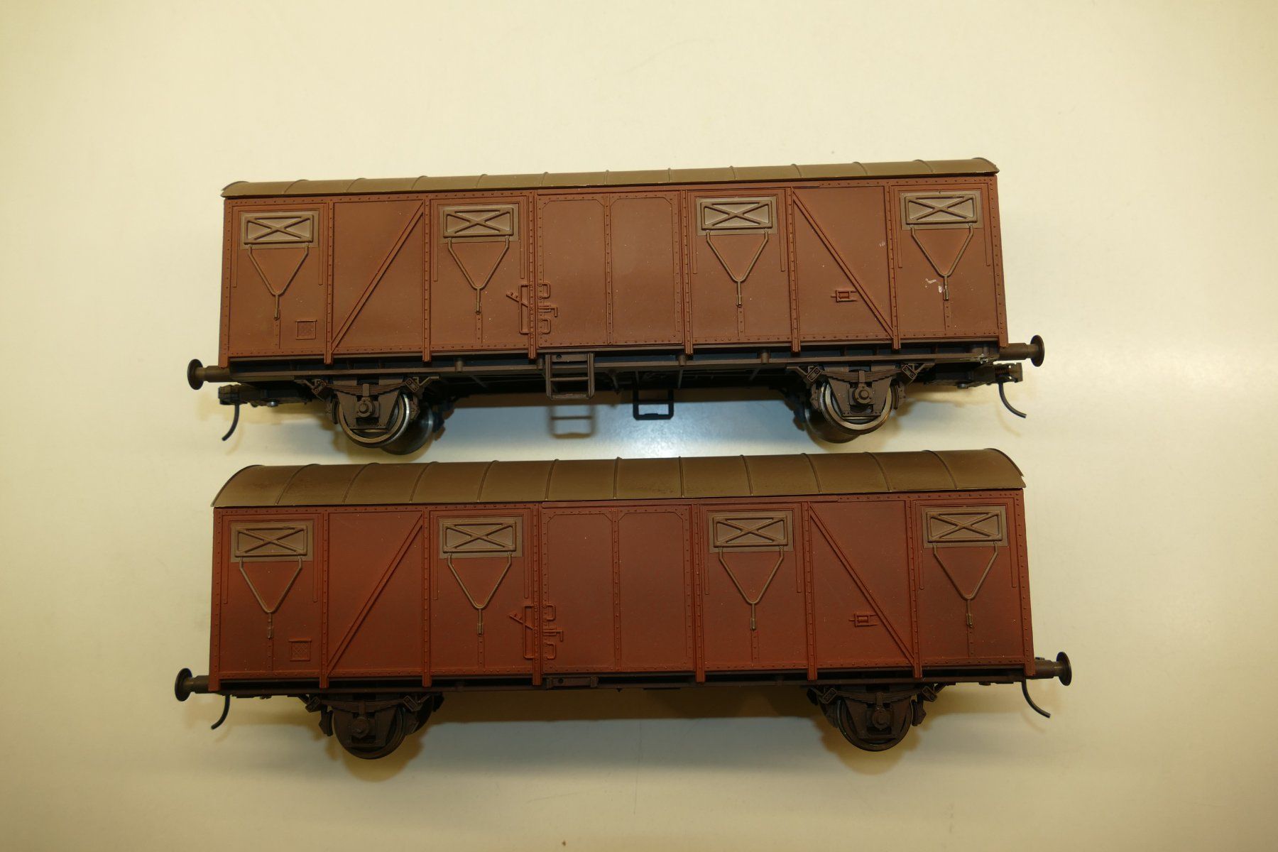 Modellini di ferrovie: Raimo 0: 2xGüterwagen gealtert – Usato da Niederhasli venduto da Flash32