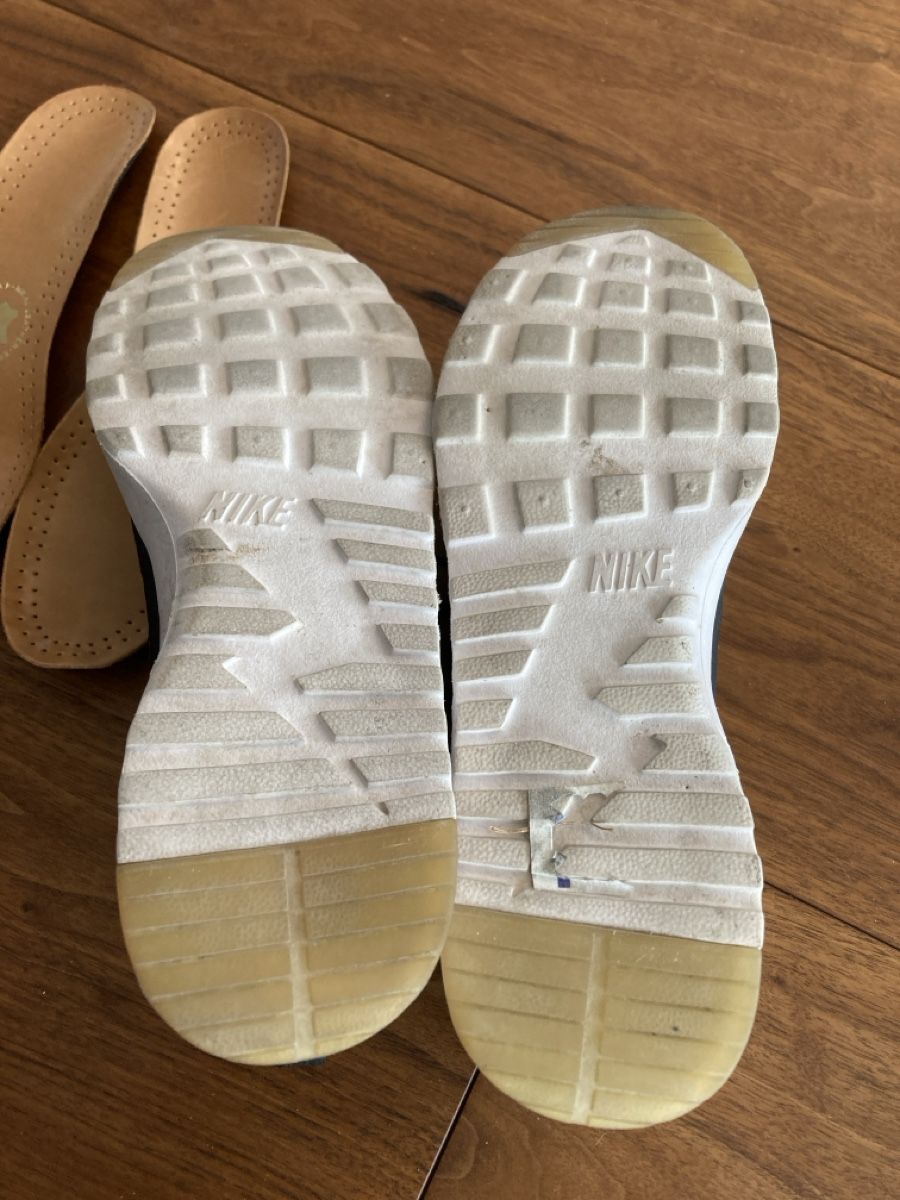 Nike Damenschuhe: Damen Schuhe Nike mit Leder Innensohle – Gebraucht aus Baar von moritz1960 2