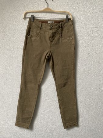 Neue Nile Tapered Jeans von NILE beige  Grösse S+ Damen