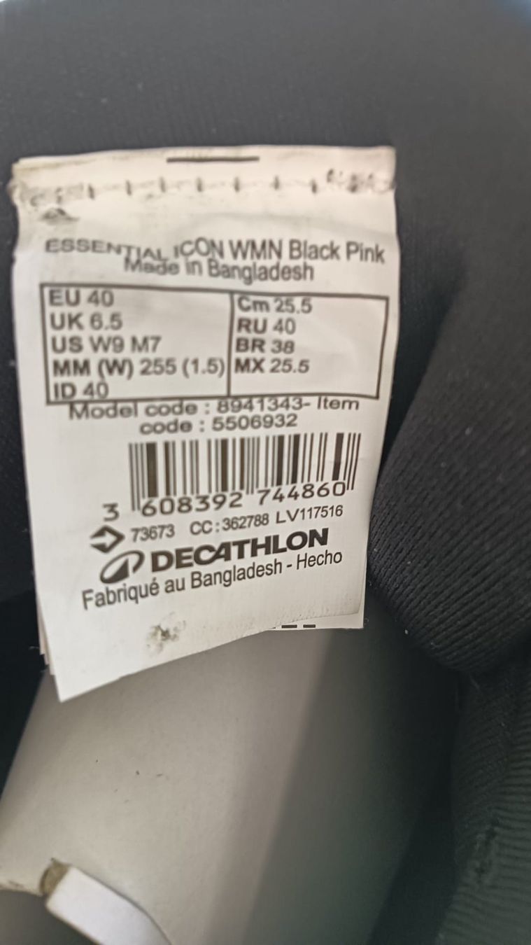 Scarpe da uomo: Baskets Decathlon Essential Icon noires taille 40 neuves – Nuovo (secondo la descrizione) da La Neuveville venduto da Nida-Baf 3