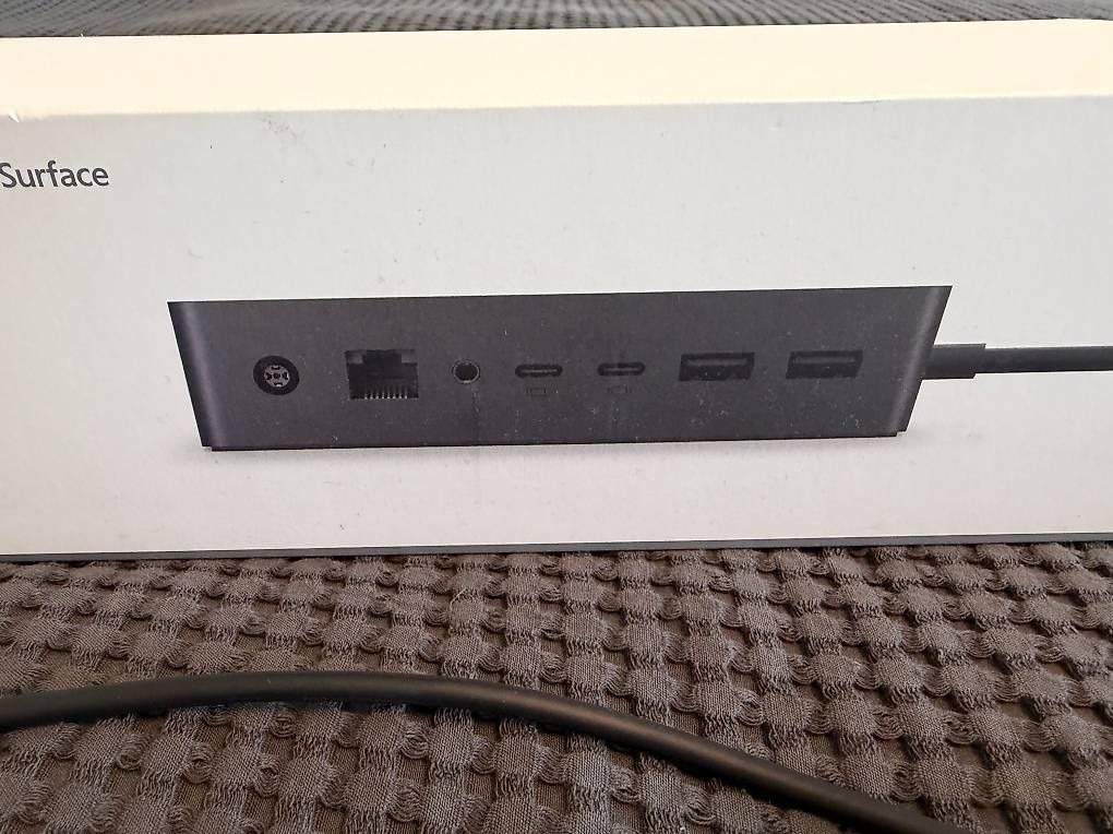 Dockingstation: Microsoft Surface Docking Station inkl. OVP – Gebraucht aus Utzigen von cdrg 2